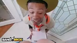 يتلمس طريقه مال طبيعة