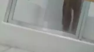 تجسس على بنت