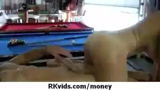 فتاة سودانية مدخنة مثيرة تُمارس الجنس بعنف