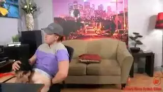 تمثيلية محرمة: جماع عنيف لامرأة أكبر سناً